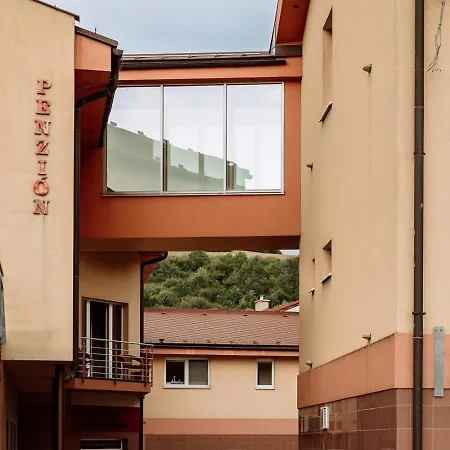 Jazzpenzion Casa de hóspedes 3*