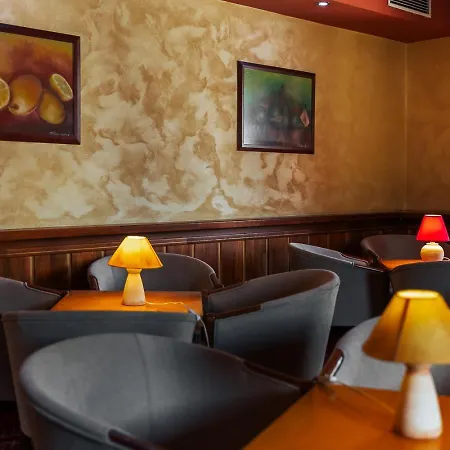 Jazzpenzion Casa de hóspedes 3*